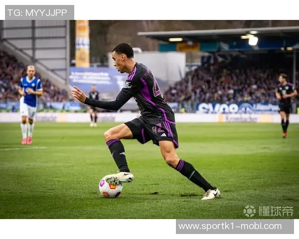 穆西亚拉积极恢复训练计划12月重返赛场状态