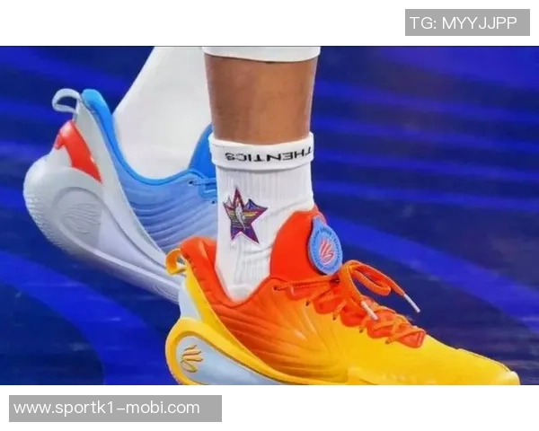 米切尔半场表现亮眼仅用16分钟砍下14分4助攻3抢断展现实力 米切尔半场表现亮眼仅用16分钟砍下14分4助攻3抢断展现实力